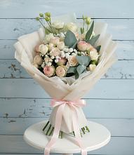 Букет цветов из:  Розы и Лизиантусы #REPLACE_PRED# Шенкурске