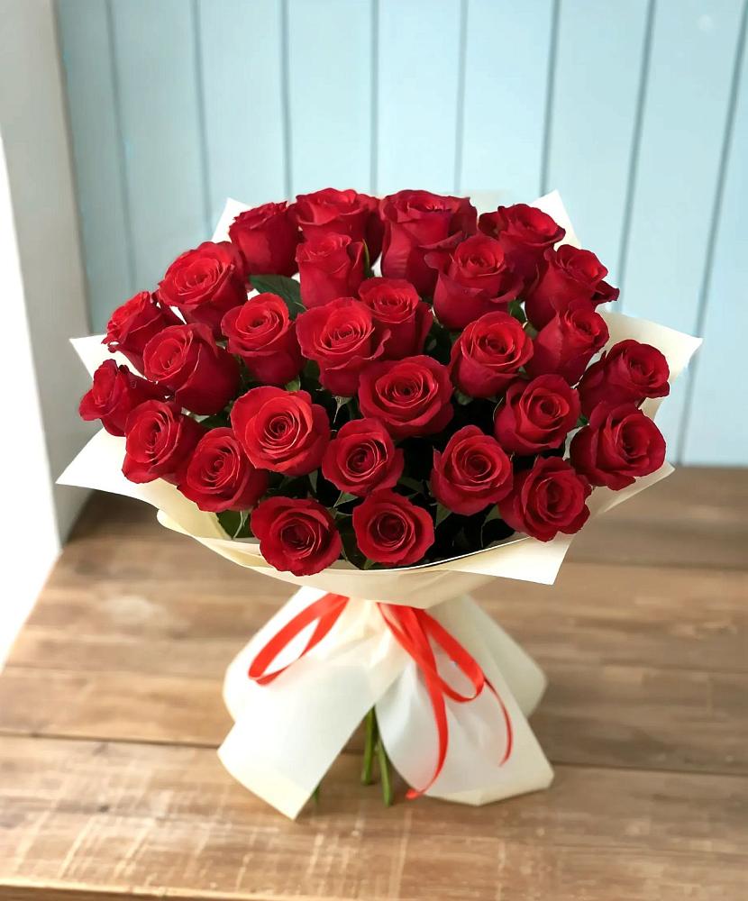 Букет 29 Красных роз в Шенкурске
