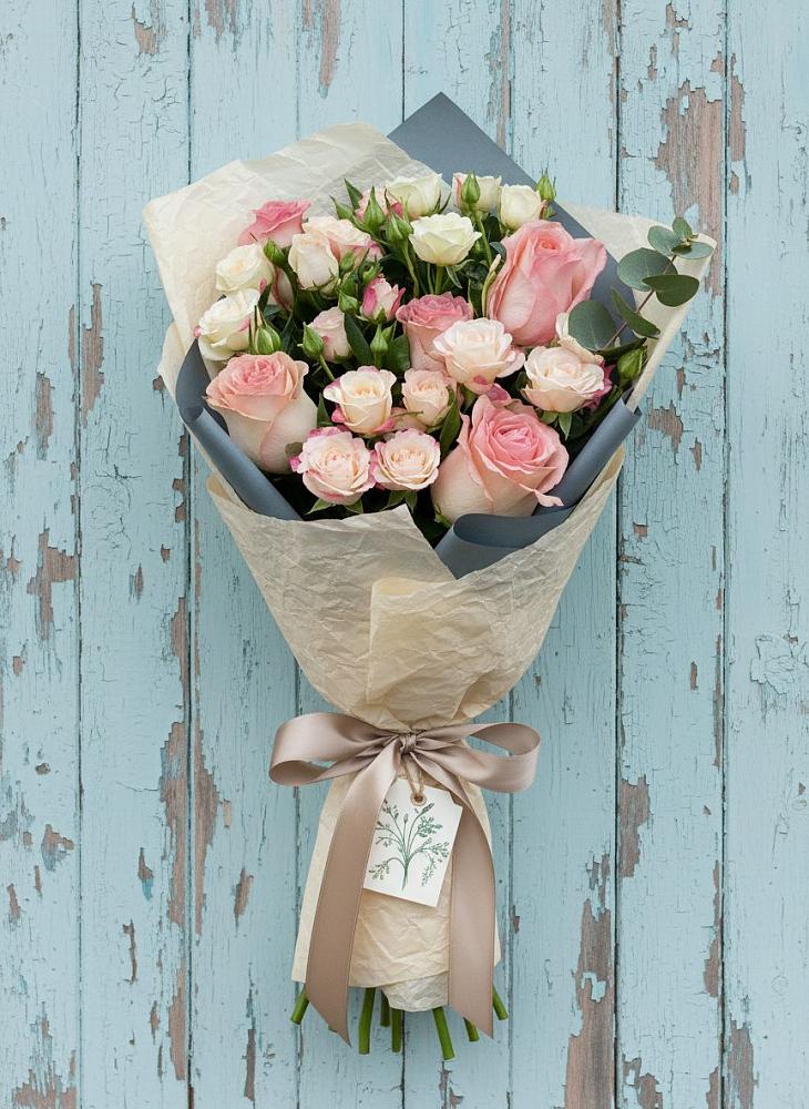 Букет цветов из: Розы в Шенкурске