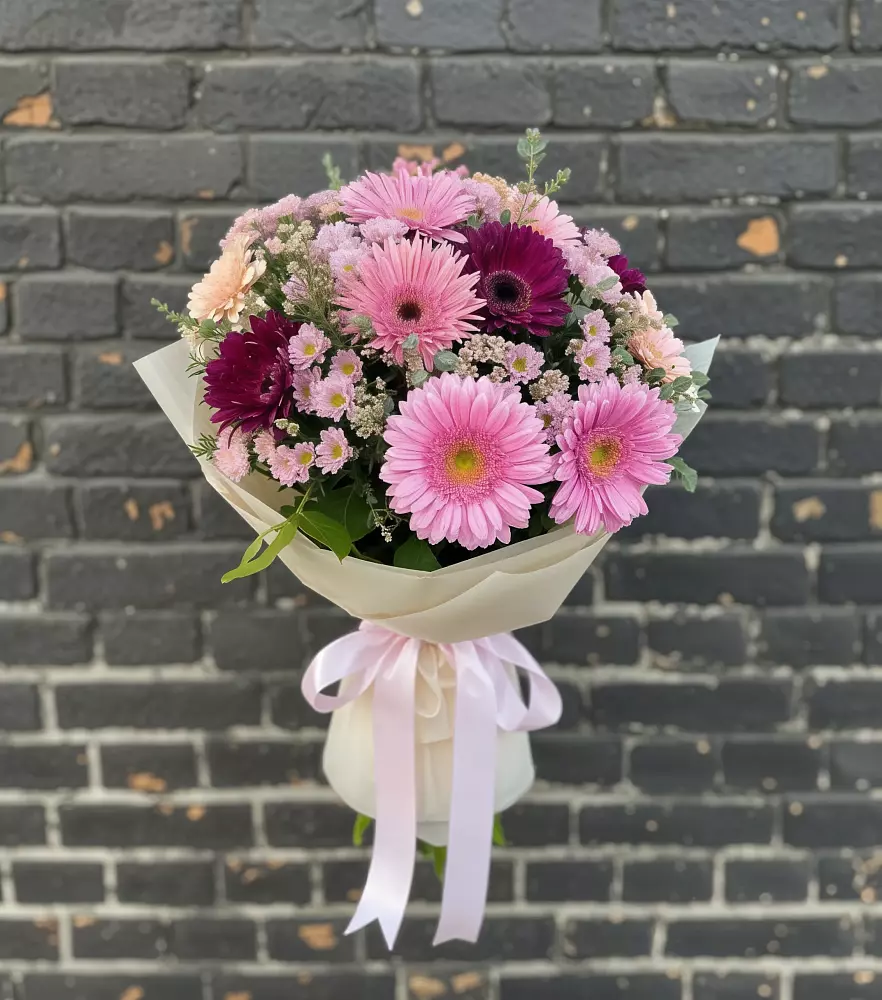 Букет цветов из: Герберы и Хризантемы в Шенкурске