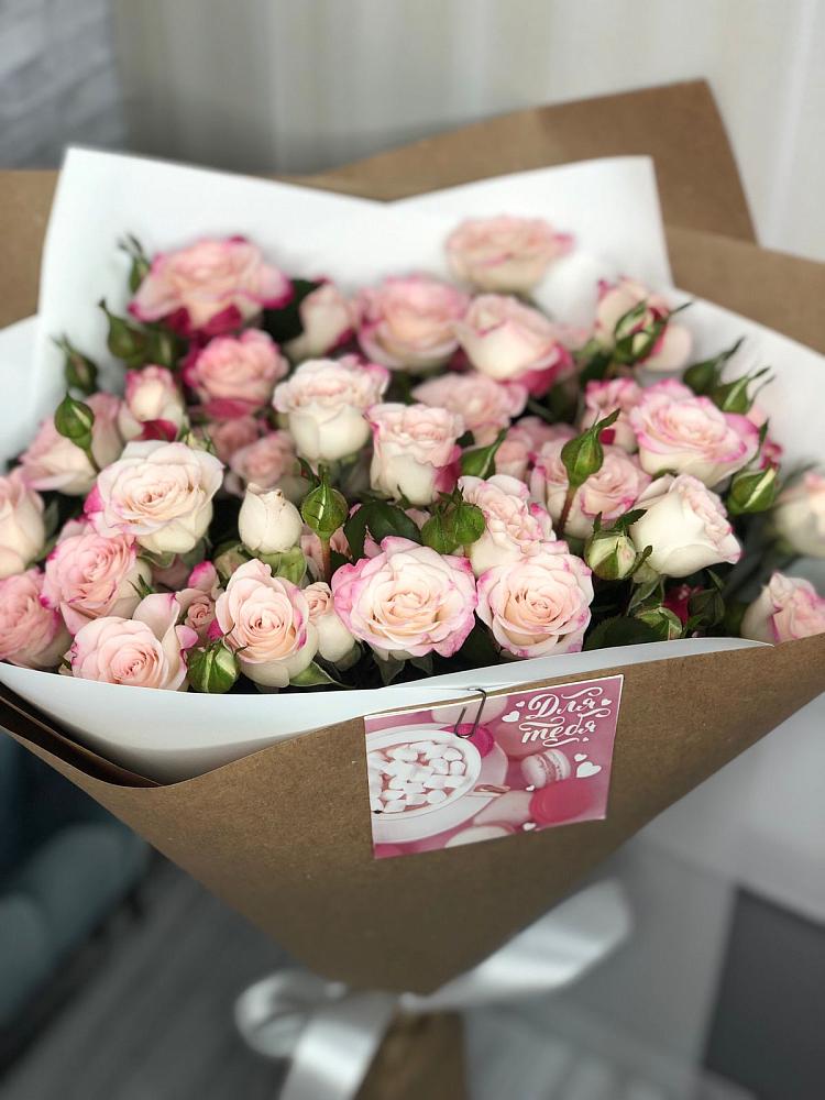 Букет цветов из: Розы в Шенкурске