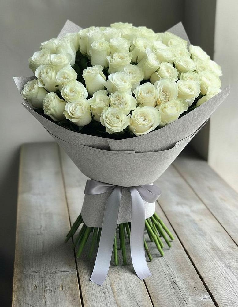 Букет 35 Белых роз в Шенкурске