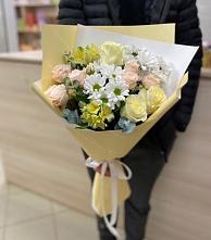 Букет цветов из:  Альстромерии, Розы и Хризантемы в Шенкурске
