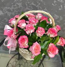 Цветочная композиция из Розы в корзине в Шенкурске