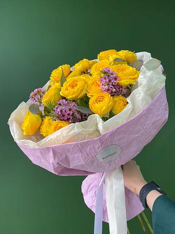 Букет Кустовые желтые розы в Шенкурске