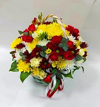 Цветочная композиция из Хризантемы и Розы в корзине в Шенкурске