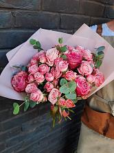 Букет розы в пальмах в Шенкурске Букет цветов из: Розы в Шенкурске
