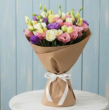 Букет цветов из:  Лизиантусы в Шенкурске