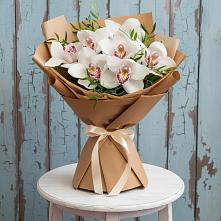 Букет цветов из:  Орхидеи и Розы #REPLACE_PRED# Шенкурске